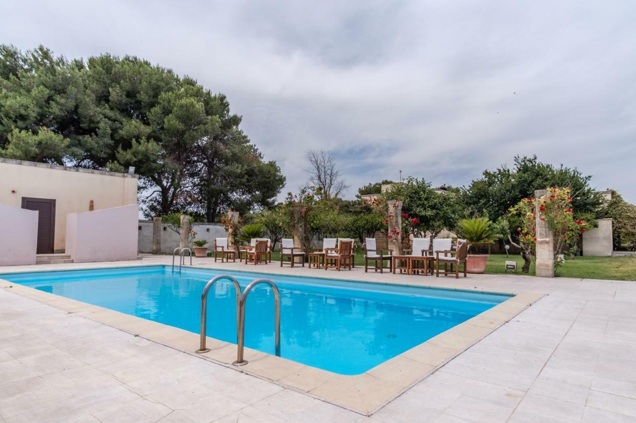 Masseria Li Campi Cavallino di Lecce Exterior photo